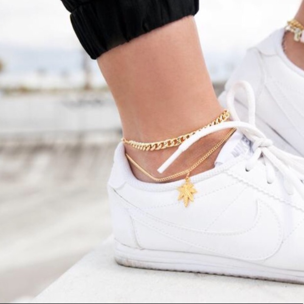 “Mary Jane” - Weed Leaf charm Anklet